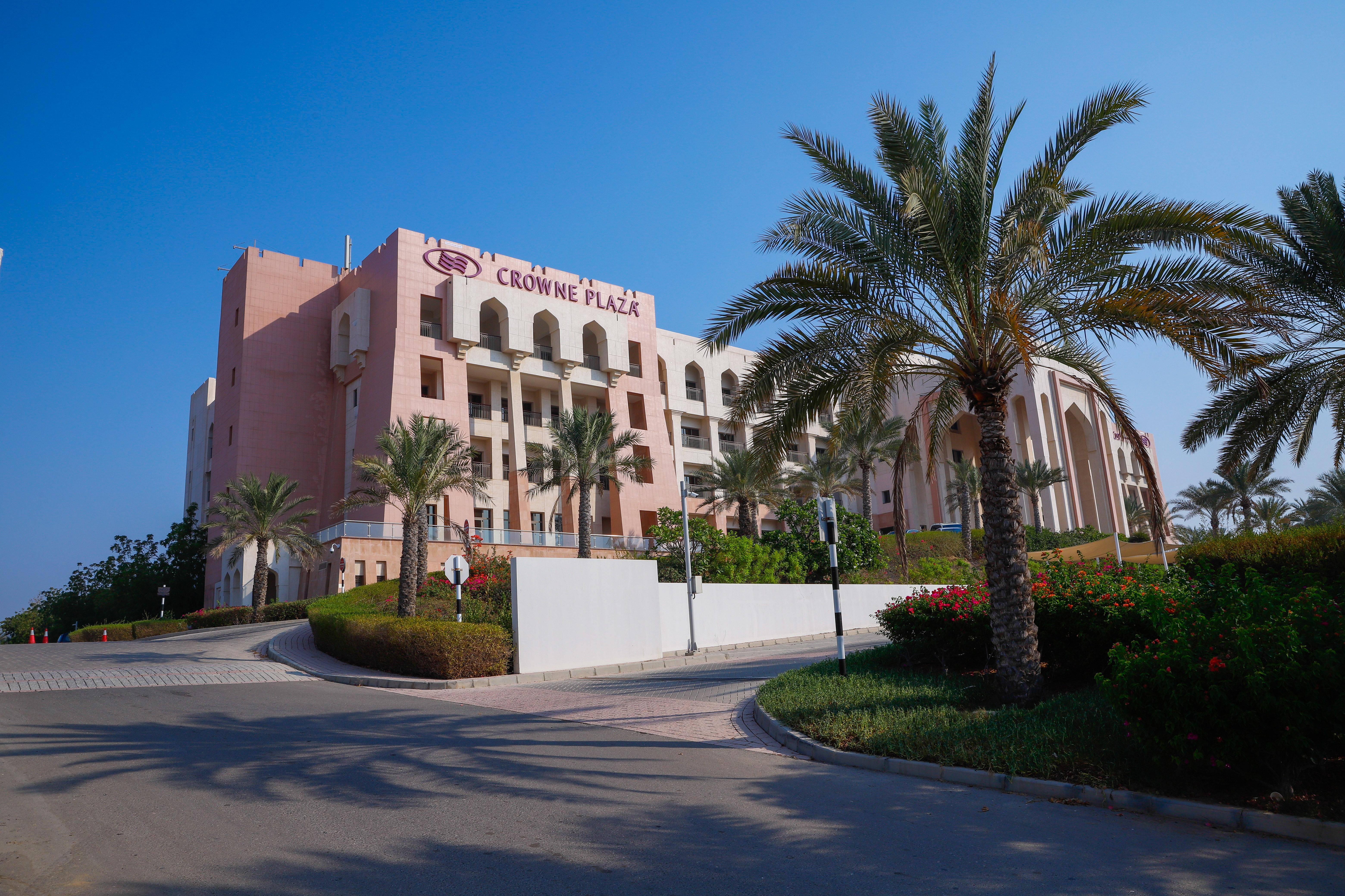 Crowne Plaza By Ihg