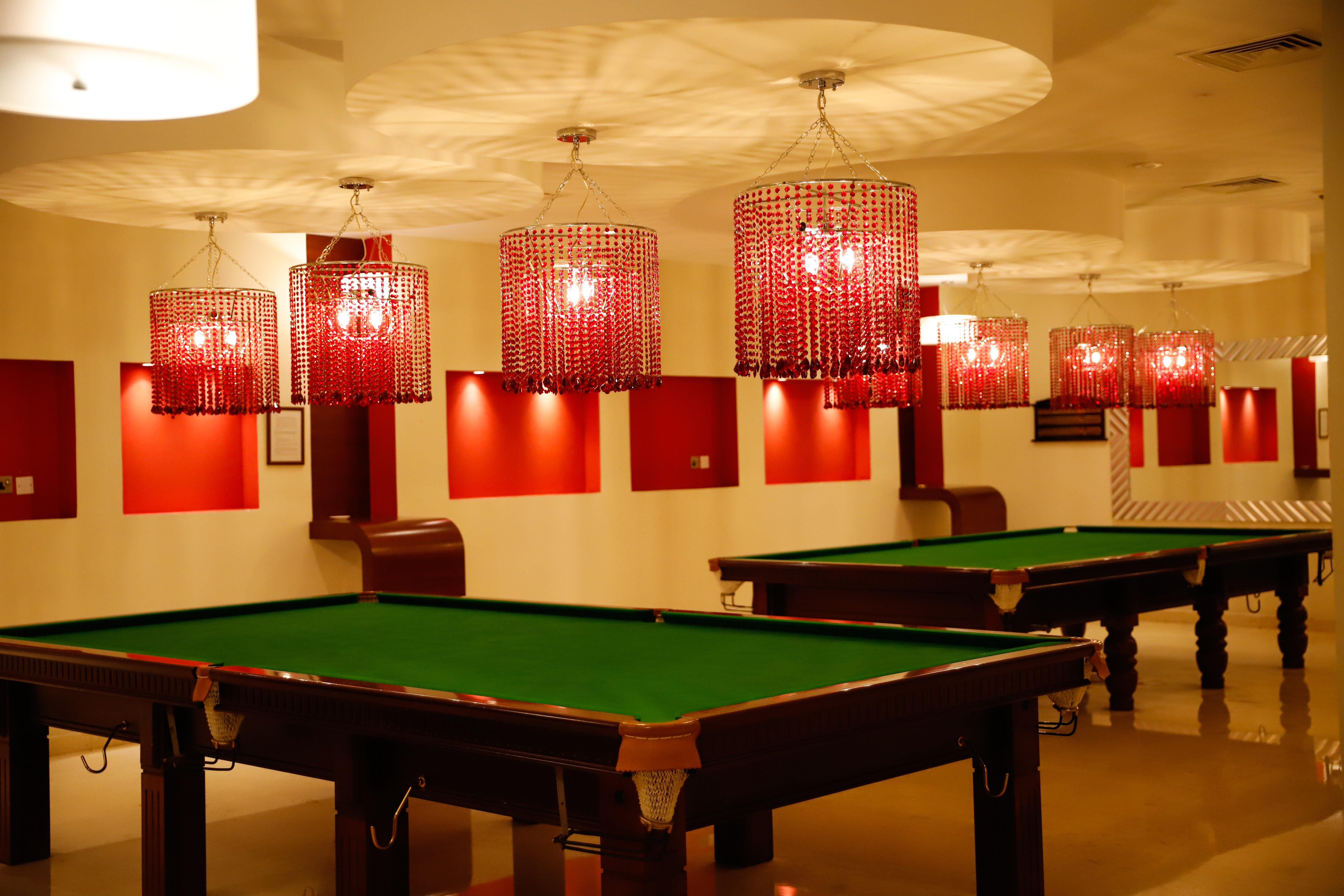 Hotel Crowne Plaza By Ihg Suhar